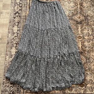 VICI dolls flowy maxi skirt